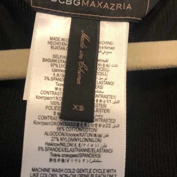 Black blouse BCBG sleeveless - Picture 5 of 5